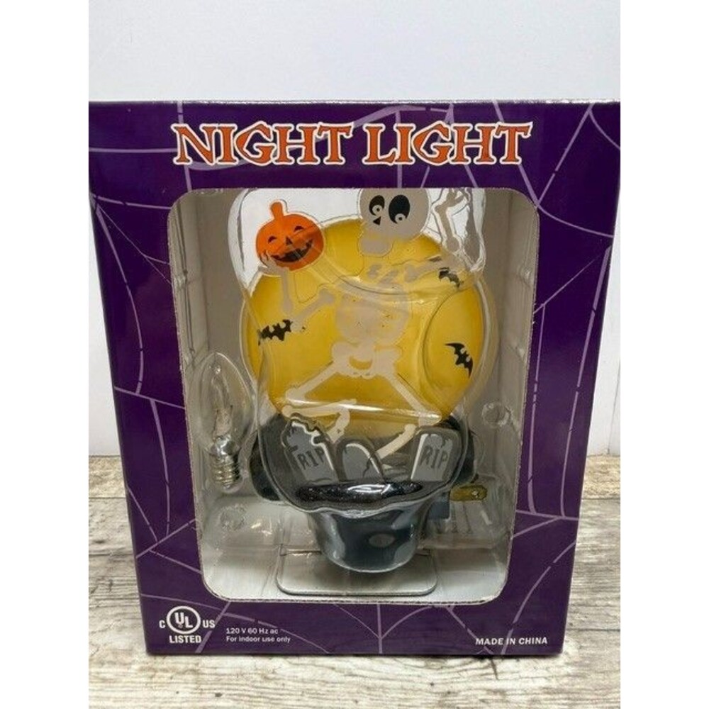 Halloween Night light Skeleton W/ Pumpkin Graveyard & Moon Wall Mount Plug In